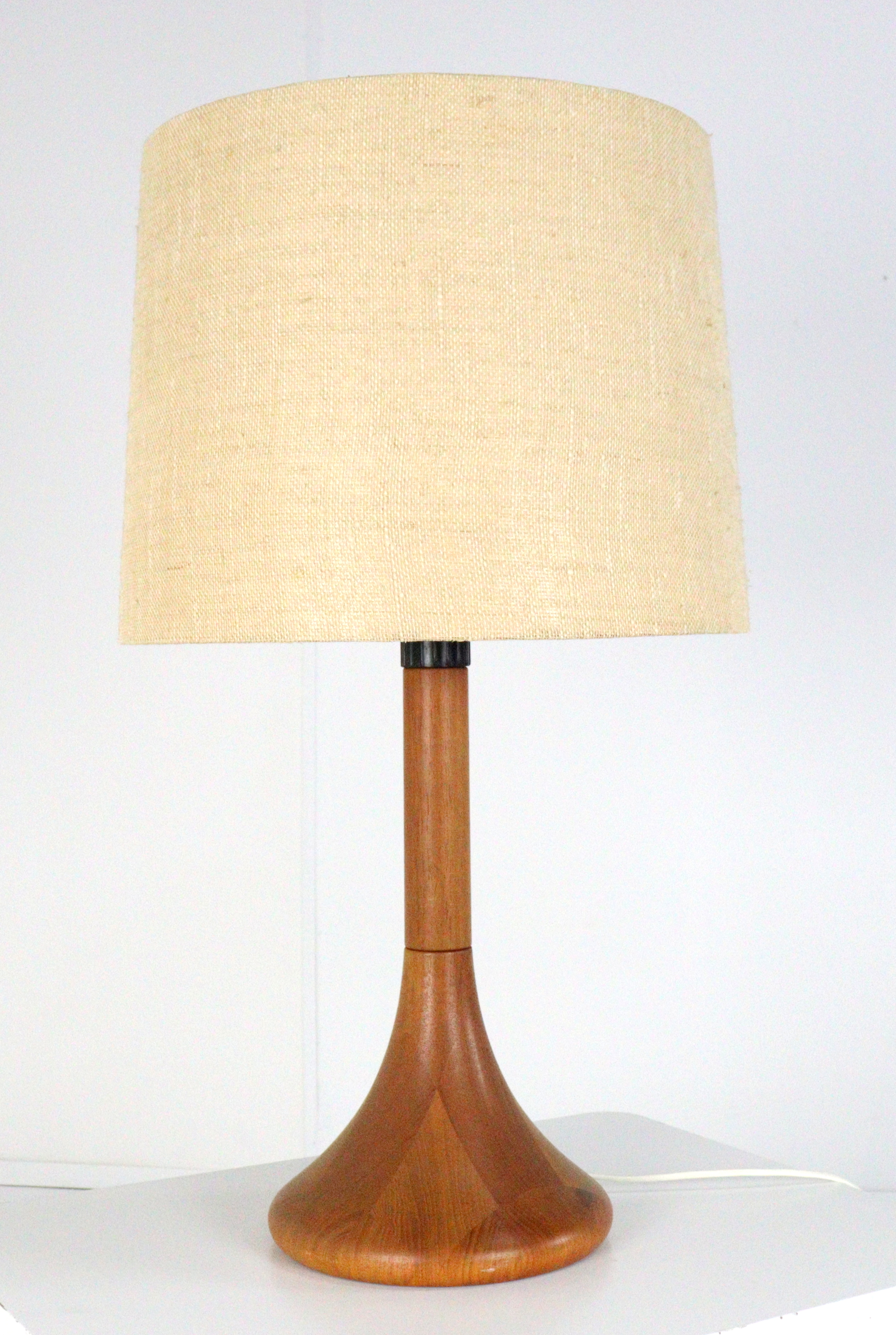 Dyrlund houten tafellamp XL