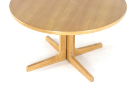 Ronde 2x verlengbare eiken eettafel 'Nordenskov'