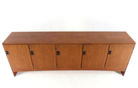 Jacob Hermann  voor Randers Møbelfabrik sideboard model 2064 | 248 cm