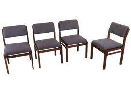 Set van 4 Pastoe stoelen 'Middelbeers'