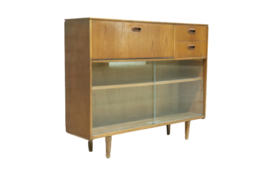 Vitrinekast  met kleine werkplek "Sheffield"