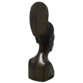 Houten vrouwenbeeld 'Mbamba'