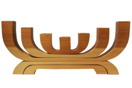 Houten dinerkandelaar