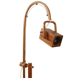 Houten vloerlamp 'Kraloo'