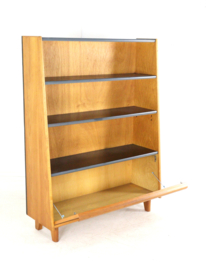 Boekenkast in de stijl van Pastoe