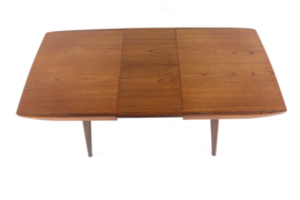 Louis van Teeffelen voor Wébé eettafel 'Milaan'