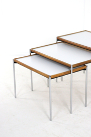 Set van 3 nesting tables Lämmle and Co met omkeerbaar blad