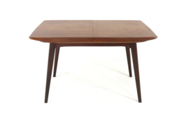 Louis van Teeffelen voor Wébé eettafel 'Milaan'