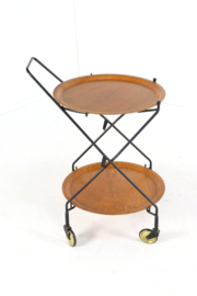 Trolley met losse ronde dienbladen in de stijl van Jie Giantofte