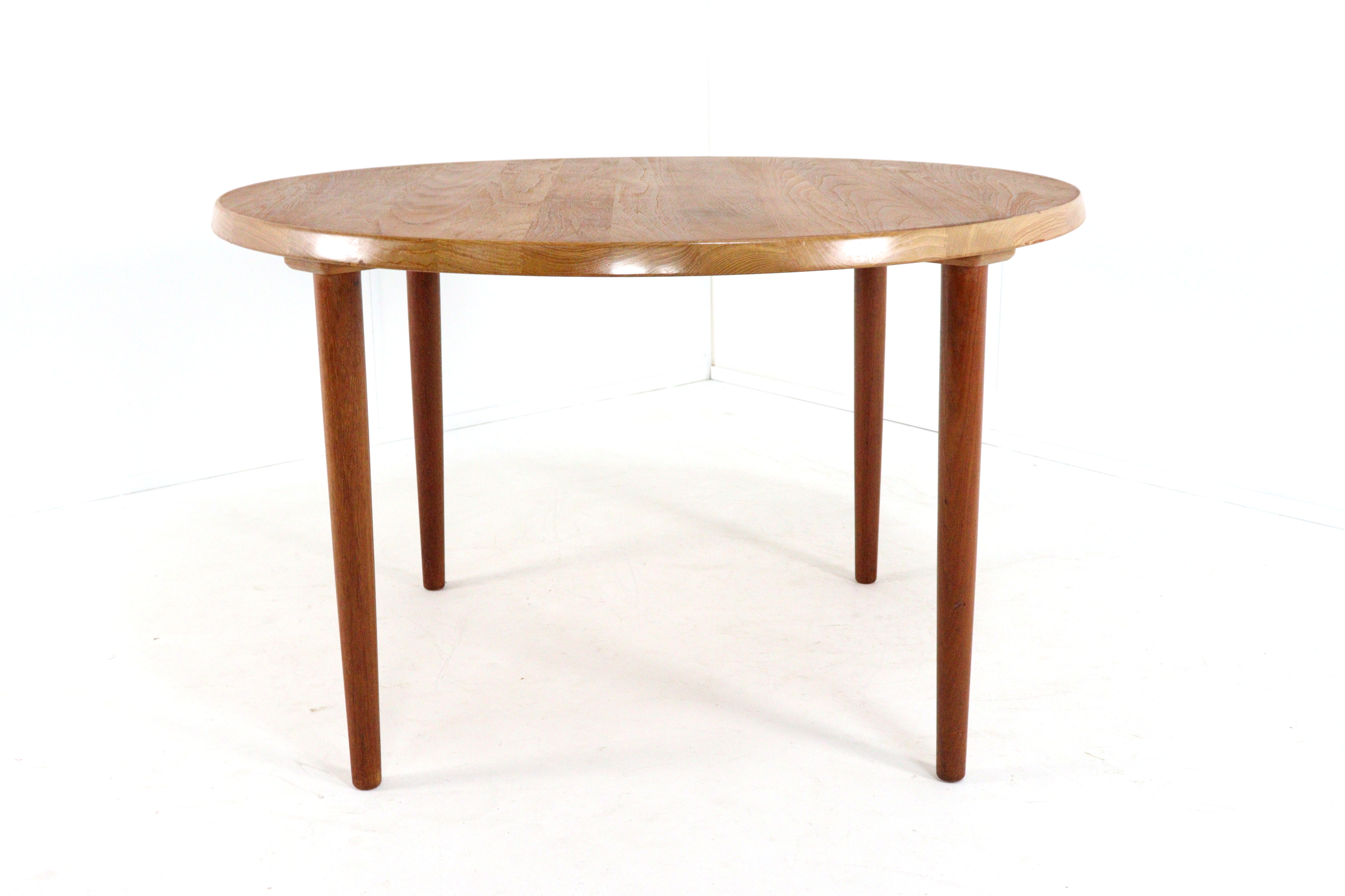Deense ronde eettafel 'Horne'
