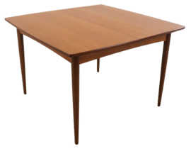 Vierkant verlengbare eettafel 'Nyby'