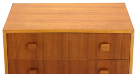Herbert E. Gibbs furniture hoge ladekast 'Kildale'