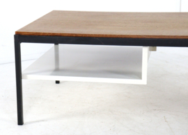 Coen de Vries voor Gispen salontafel