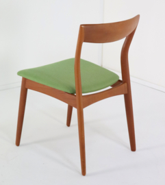 Set van 4 R. Borregaard voor Viborg eetkamerstoelen