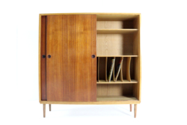 Zweedse Karl Anderssons & Sonner boeken / platenkast 'Junsele'