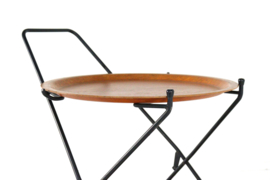 Trolley met losse ronde dienbladen in de stijl van Jie Giantofte