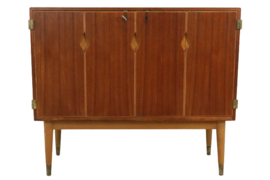 Kast met harmonicadeuren 'Lundbacken'