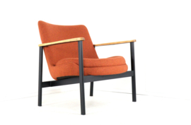 IB Kofod Larsen voor Fröscher Sitform fauteuil