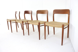 Set van 4 Niels O Möller model 75 stoelen