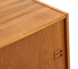 Deens design kast met schuifdeuren 'Danstrup'