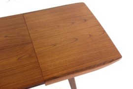 Louis van Teeffelen voor Wébé eettafel 'Milaan'