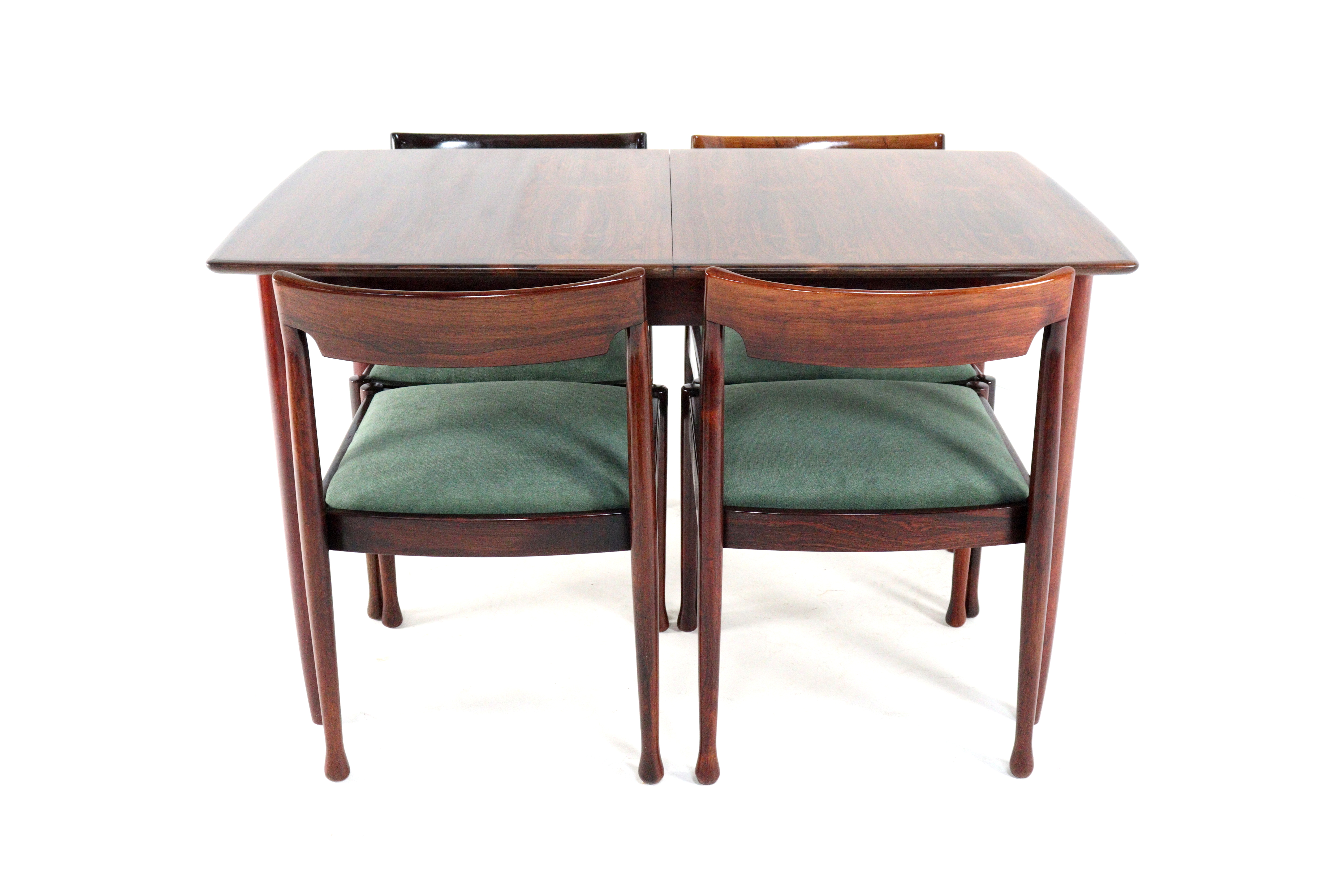 Set van 4 palissander stoelen + eettafel