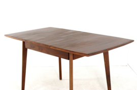 Verlengbare rechthoekige Nederlandse eettafel