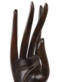 Houtsnijwerk hand
