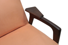 Roze fauteuil Pastoe 'Ruster' (Yngve Ekstrom)