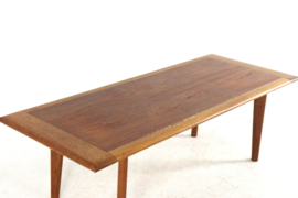 Teak met eiken salontafel