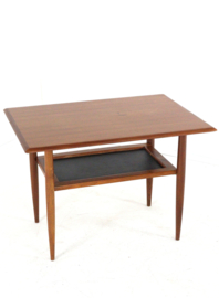 R.S. associates of  Montreal bijzettafel