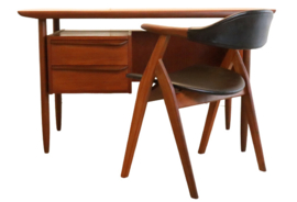 Propos Hulmefa bureau + stoel