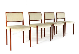 Set van 4 Niels O Möller model 80 stoelen