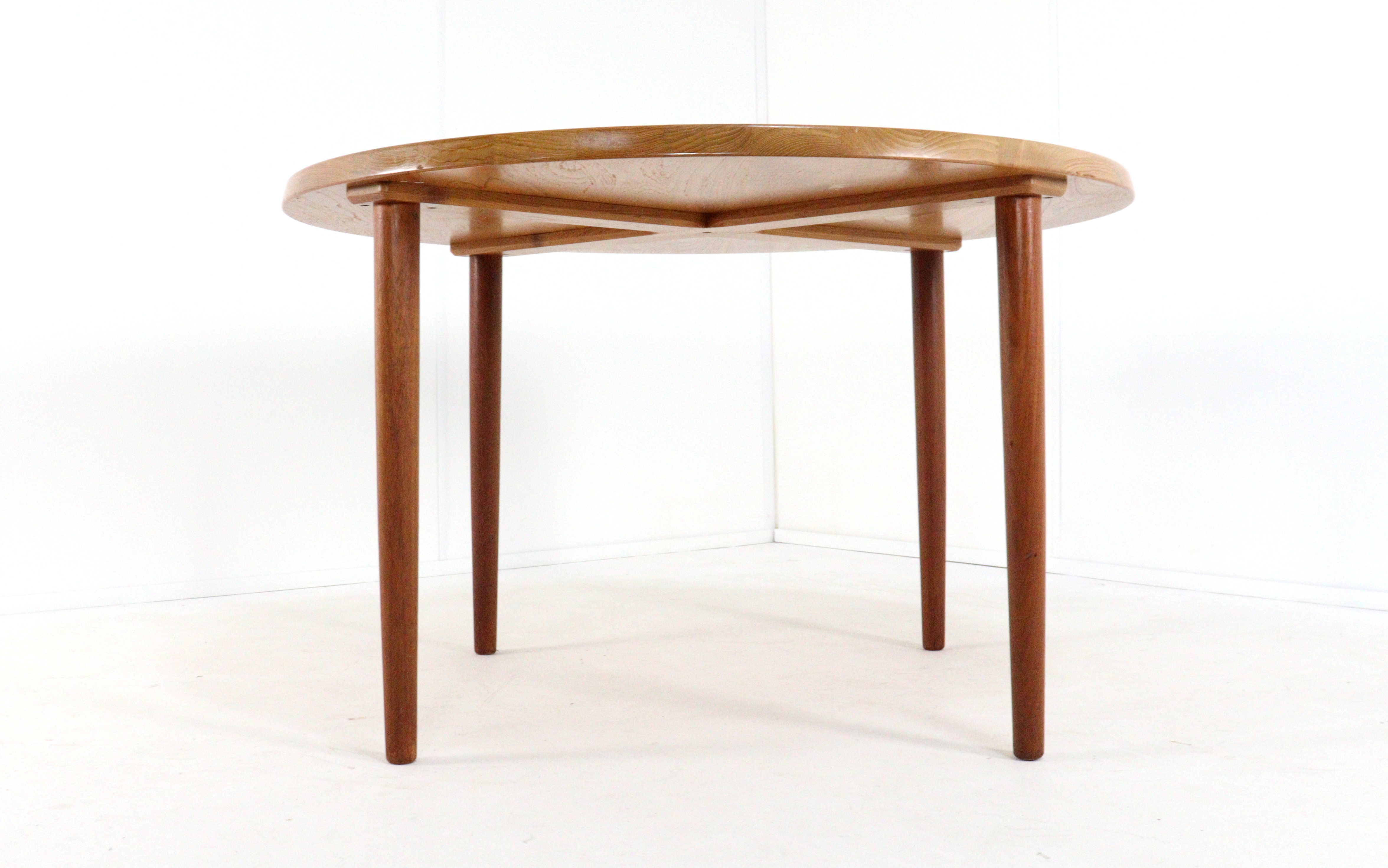 Deense ronde eettafel 'Horne'