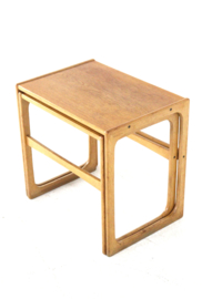 Set of 2 eiken nesting tables