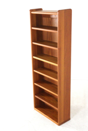 Compacte open teak kastje