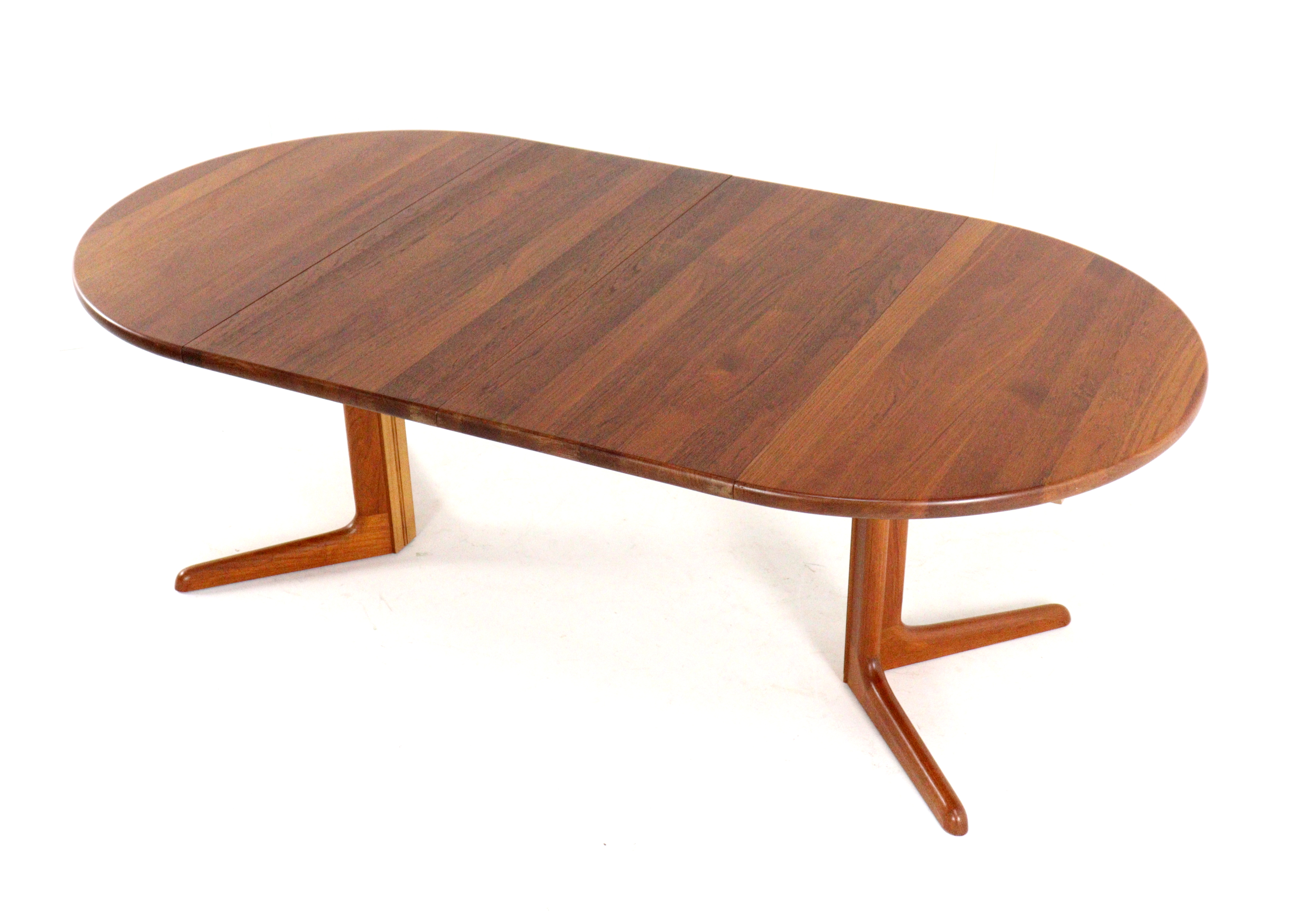 Ronde 2x verlengbare eettafel 'Krageris'