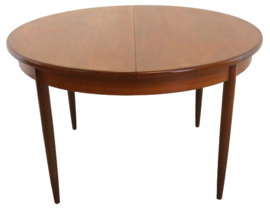 G-Plan ronde eetkamertafel 'Burnstones'