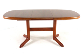 Ovalen 2x verlengbare eettafel 'Zepelin'