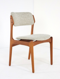 Set van 8 Erik Buch eetkamerstoelen 'Bur'