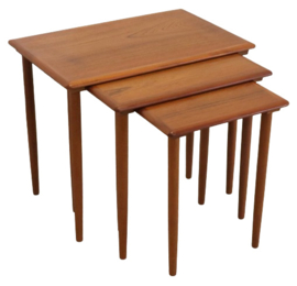 Set nesting tables 'Follenslev'