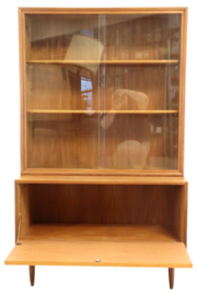 Tweedelige boekenkast 'Beerse'