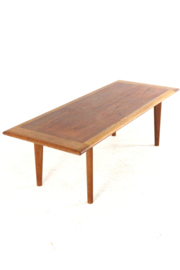 Teak met eiken salontafel