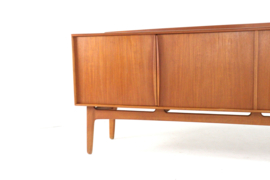 Svend Aage Madsen voor K. Knudsen & son sideboard XL | 240 cm