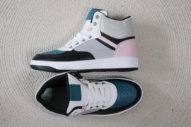 SNEAKERS | ROZE