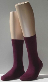 Softmerino - aubergine - klassieke dameskousen Falke