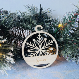 Kerstbal met naam | Sneeuwvlok met naam gegraveerd