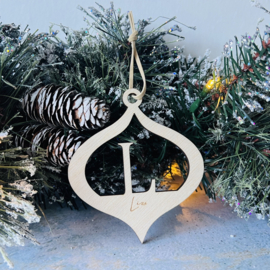 Kerstbal met naam | Kerstdruppel met initiaal en naam gegraveerd