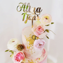 De verjaardagstaart voor de eerste verjaardag van Alina | Een taarttopper met naam en leeftijd