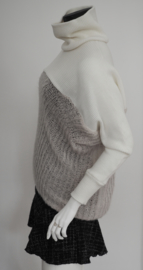 "Laios" handknit mixed cowl sweater